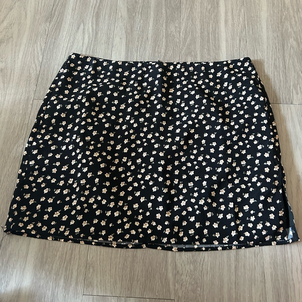 Pink lily Floral Black Mini Skirt